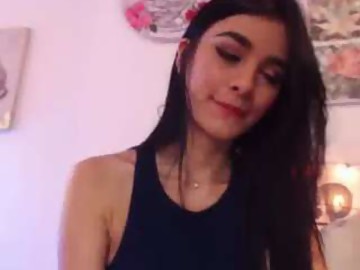 spanish sex cam girl nicolemanson shows free porn on webcam. 22 y.o. speaks español-ingles