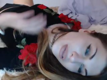 ohmibod sex cam girl mia_angel shows free porn on webcam. 19 y.o. speaks body language ,english