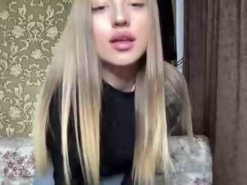 foot sex cam girl lily_hun shows free porn on webcam. 18 y.o. speaks english