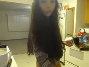 missvanessajune young cam girl shows free porn