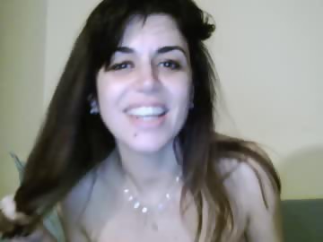 wonder_brunette is brunette cam couple 31 years old shows free porn