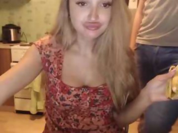 evasrozinzki young cam couple shows free porn
