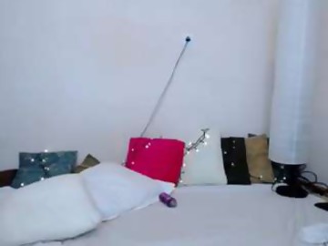 cum show sex cam girl kimberhot shows free porn on webcam. 27 y.o. speaks english, french,spanish