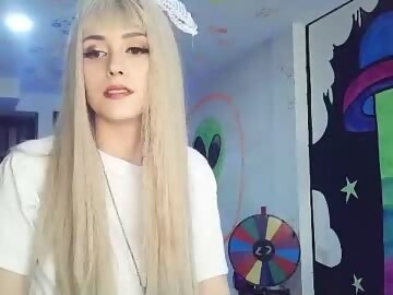 roulette sex cam girl arianajoliiee shows free porn on webcam. 22 y.o. speaks español-inglés