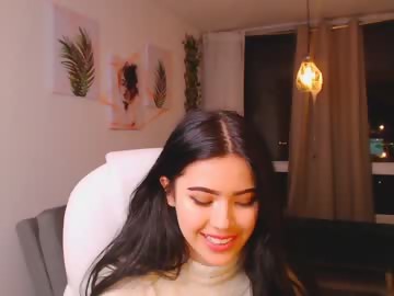 spanish sex cam girl mia_paulina shows free porn on webcam.  y.o. speaks español