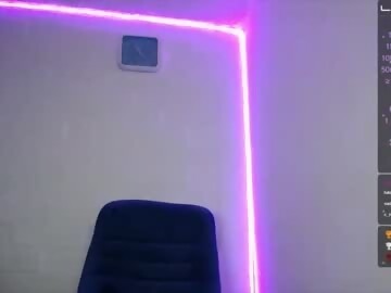 spanish sex cam girl naath_ shows free porn on webcam. 19 y.o. speaks español- english♥